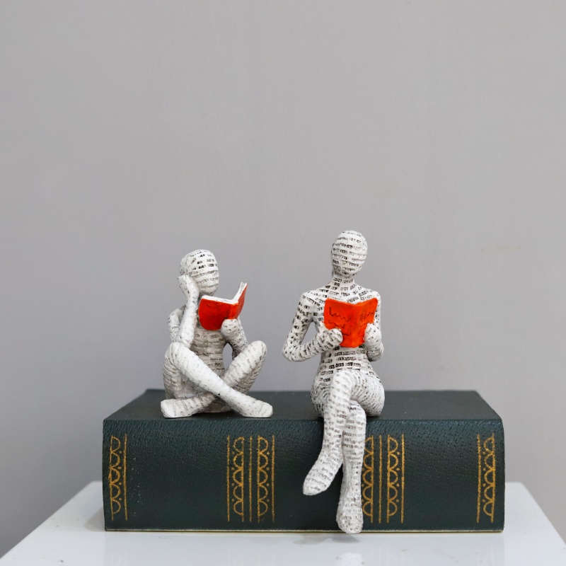 1Pc, Reading Paper Pulp Woman  - огляд і ціна Office Furniture Brand